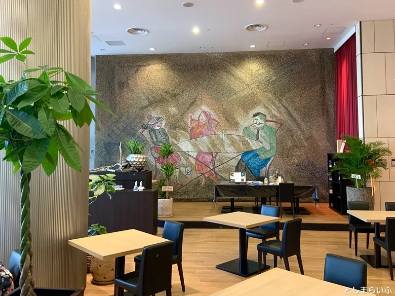 Cafe des Arts カフェ・デ・アーツ 壁画