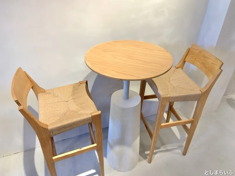椎名町 林檎と紅茶と テーブル席