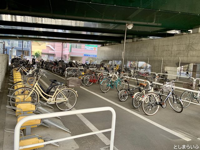 椎名橋自転車駐車場（南）
